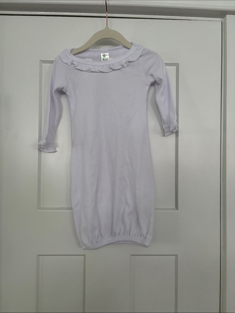 Laughing Giraffe White Ruffle Neck Baby Gown 0-3 Months
